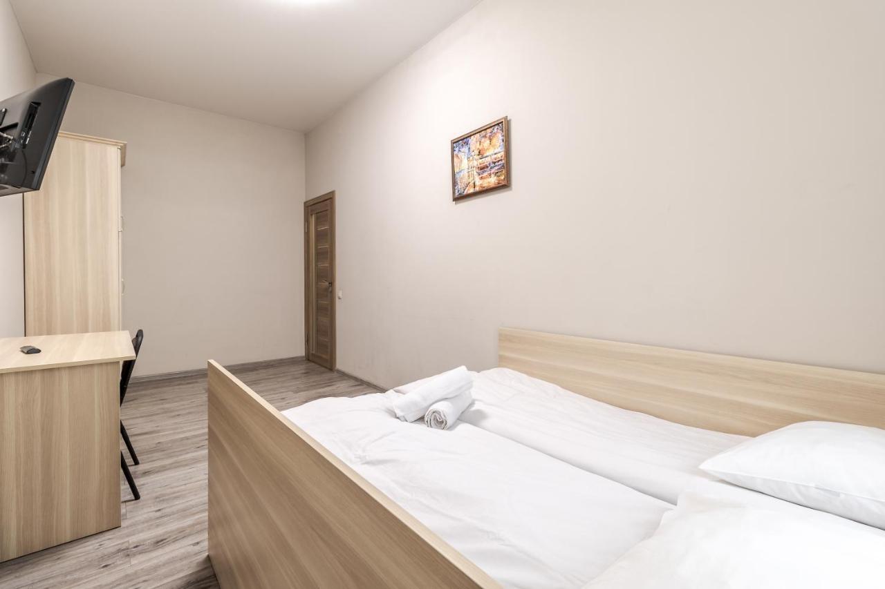 Creamy Apartment Lviv Exterior foto