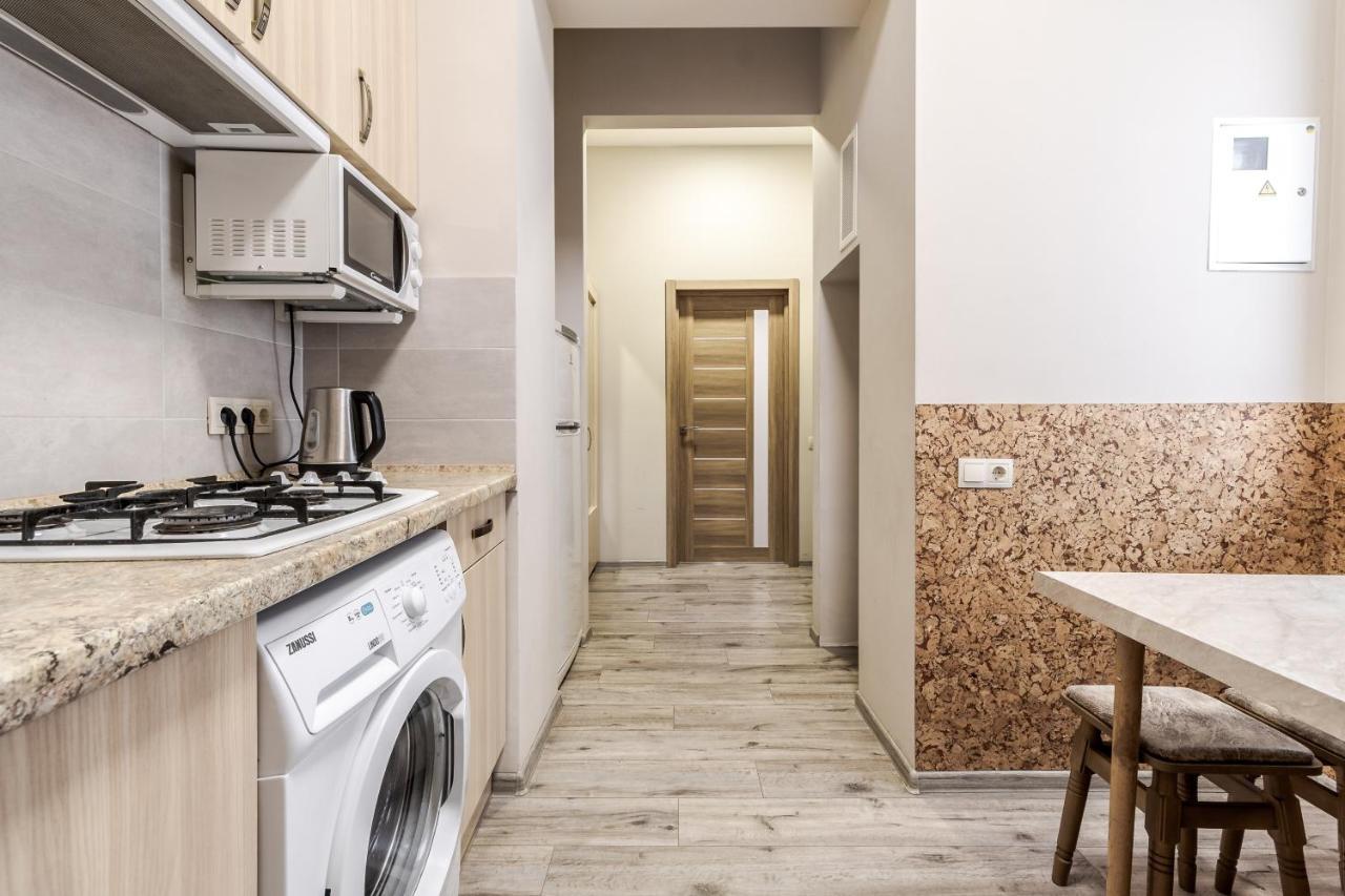 Creamy Apartment Lviv Exterior foto