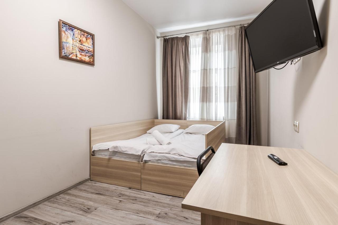 Creamy Apartment Lviv Exterior foto