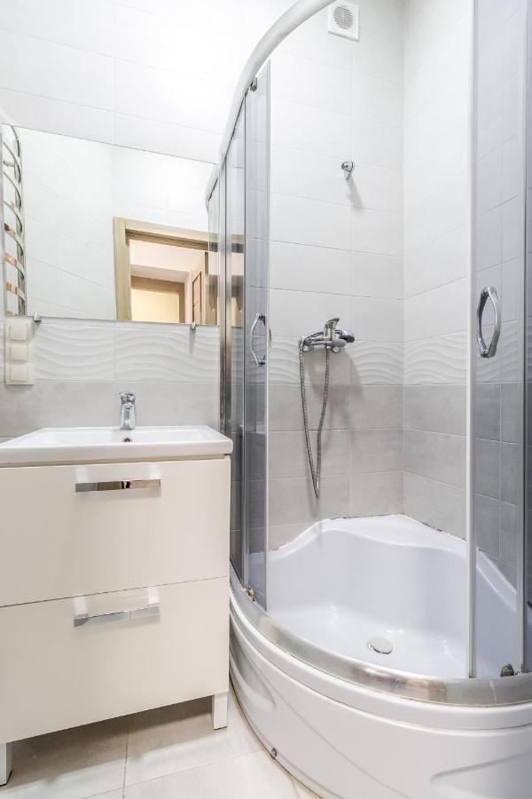 Creamy Apartment Lviv Exterior foto
